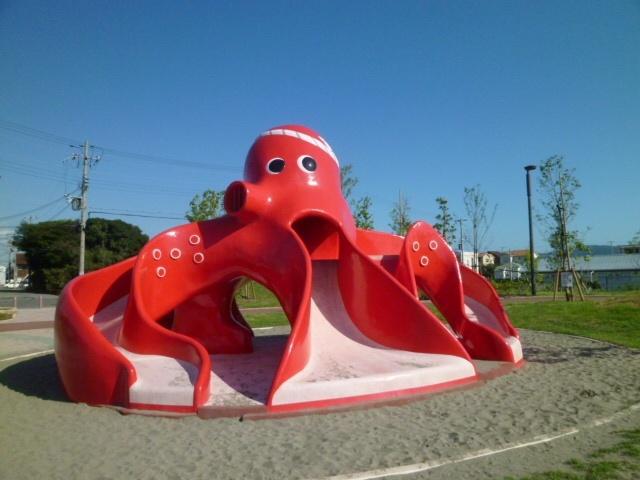 松江公園：322m