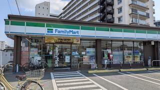 ファミリーマート土山駅前店：548m
