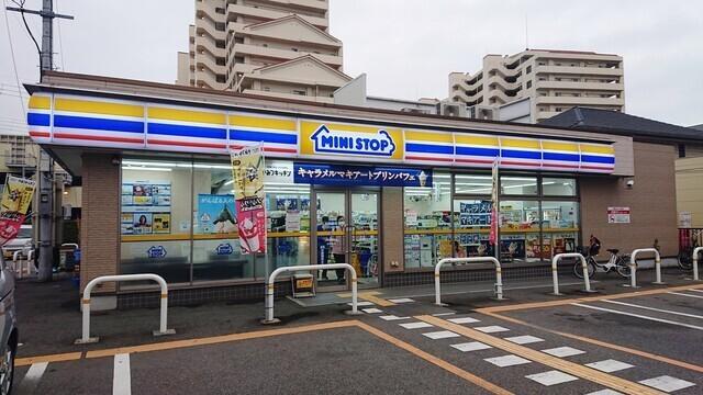 ミニストップ明石大久保町店：511m