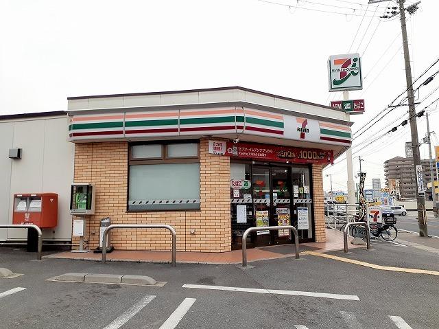セブンイレブン明石魚住清水店：550m