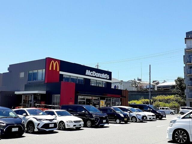 マクドナルド2号線明石店：1100m