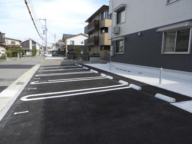 フェリーチェ明石大久保 駐車場