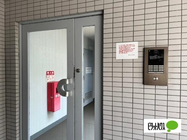 メゾンドローリエ ロビー