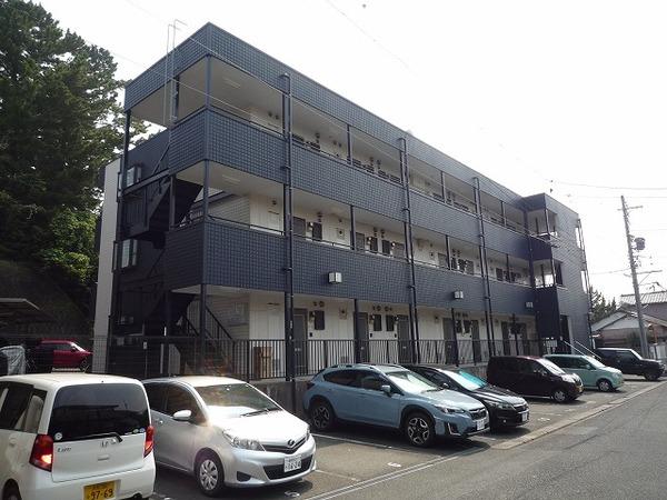 ビバリー西伊場 駐車場