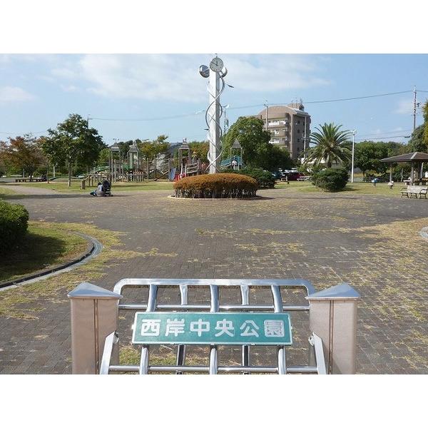 西岸中央公園：2158m