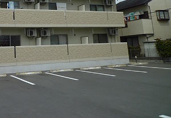 ポンテ・ビワ 駐車場