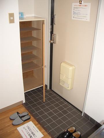 コナビック西塚Ⅰ 玄関