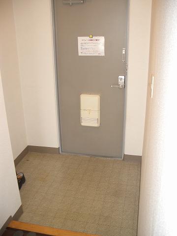 ラフォーレ渡瀬（B403） 玄関