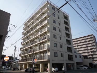 東南角地