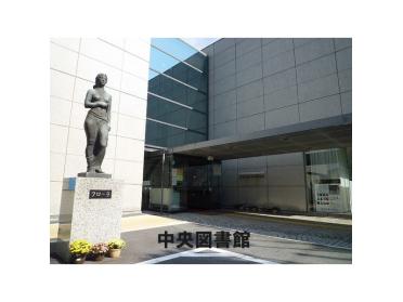 浜松市立中央図書館：68m