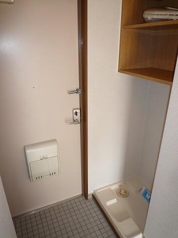 コナビック紺屋町 玄関