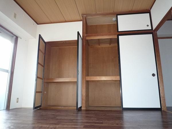 イーストメゾン 収納