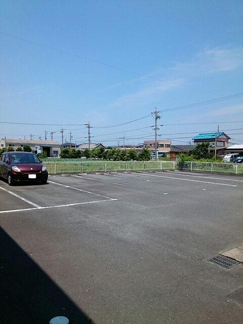 ブライトハオス　Ｗ・Ｍ（105） 駐車場