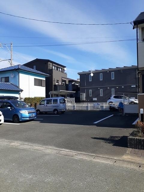 ピュアライズ（201） 駐車場