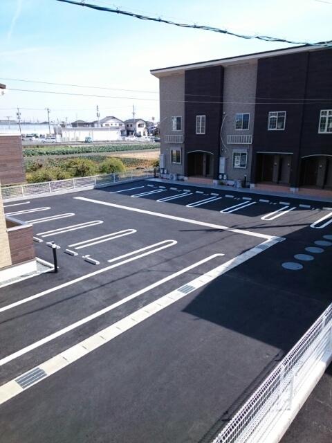 ルミエール三方原Ⅱ（101） 駐車場