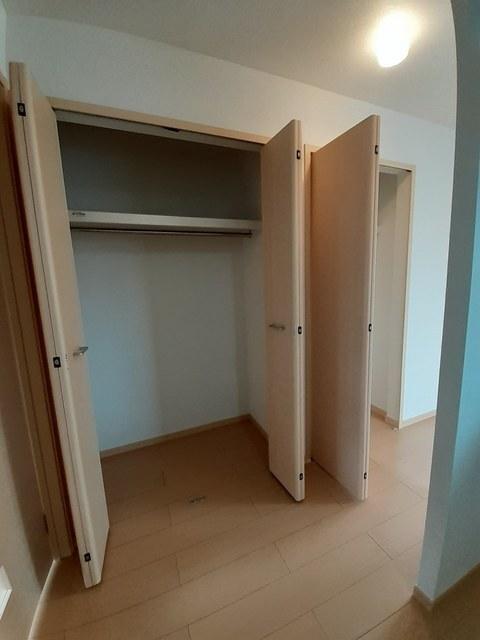 はな（華）（102） 収納