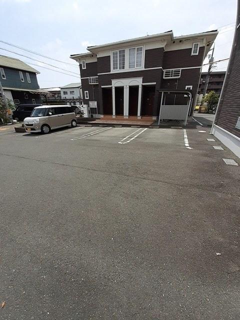 はな（華）（102） 駐車場