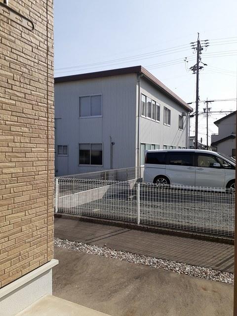 スザンヌ　ランラン（101） バルコニー