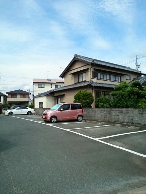 ベルクソーレＡ（202） 駐車場