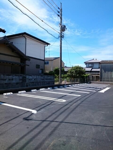 ヒルトップイイダⅡ（105） 駐車場