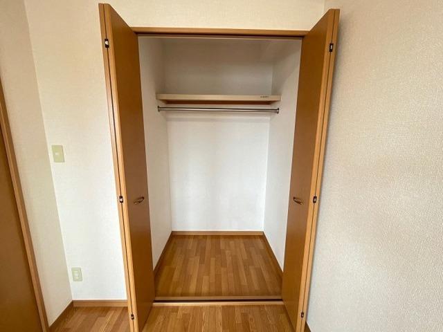 パレット名塚（202） 収納