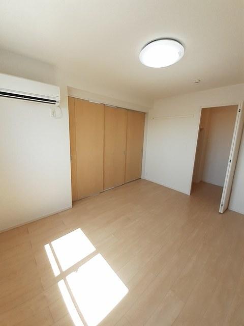 縁（ゆかり）（305） 室内