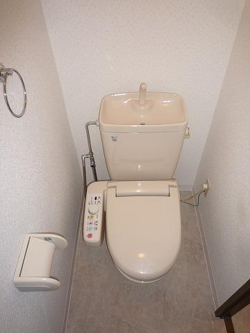 ライフ第５マンション大平台 トイレ