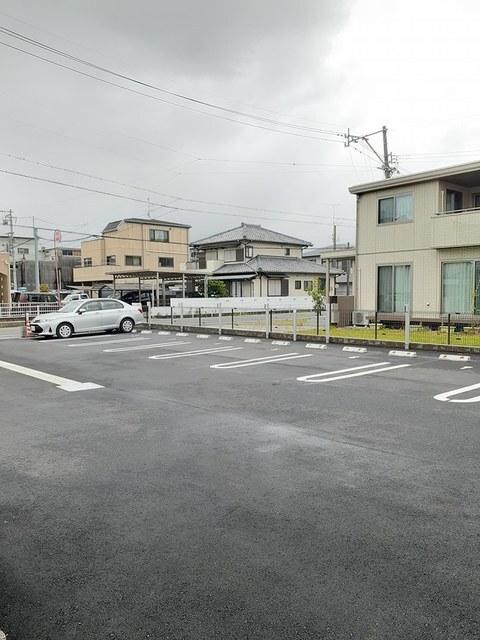 芽きゃべつ（102） 駐車場