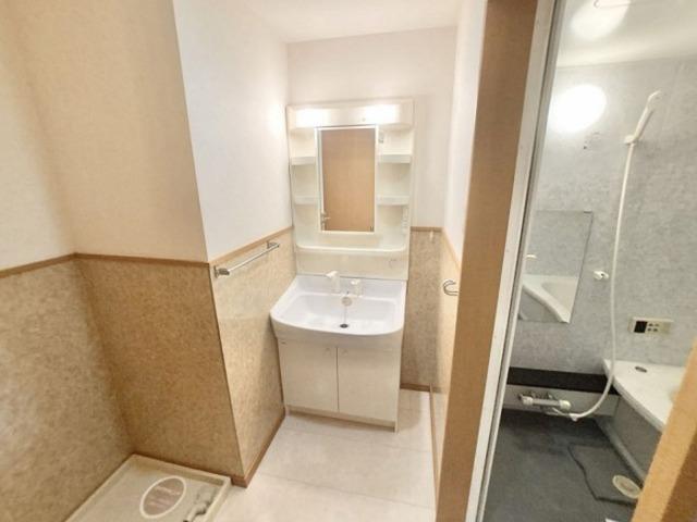 Ｄ−ｒｏｏｍ高丘西（302） 部屋画像