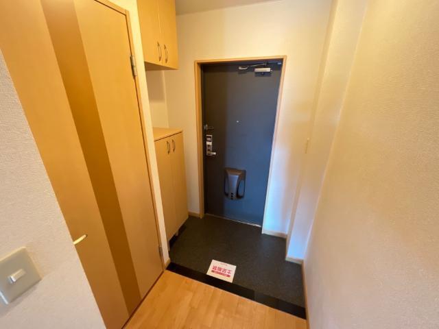 クレストールⅠ 玄関