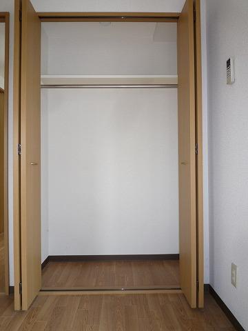 Ｓ‐ＦＯＲＴ元浜 収納