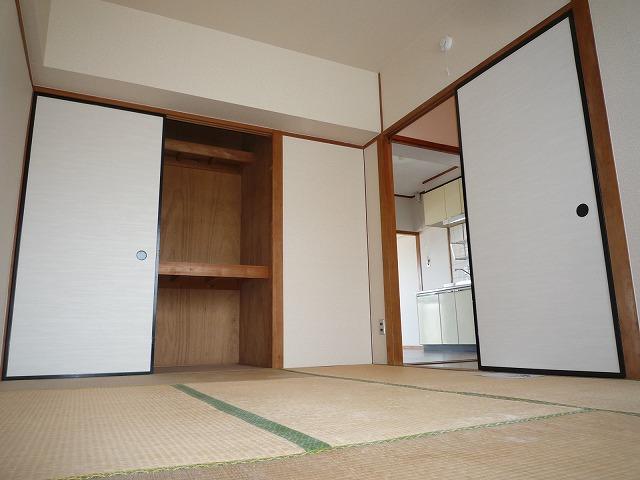 ファミール楊子 収納