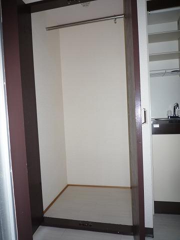 オスカーマンション 収納