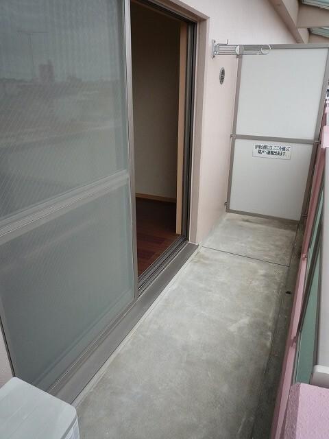 ジュンオアシス バルコニー