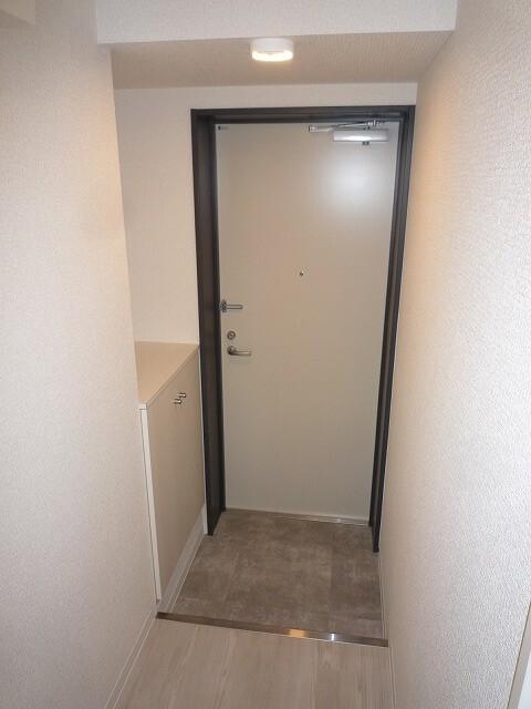 クラウドクレスト栄町 玄関