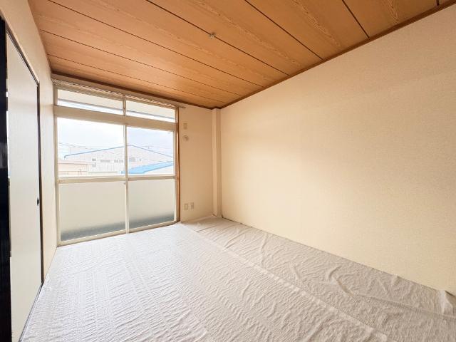 ロイヤルヒルズ高丘 部屋画像