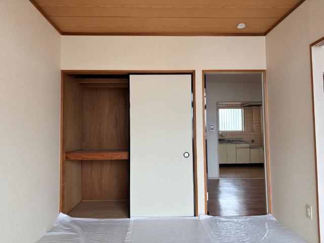 ロイヤルヒルズ高丘 部屋画像