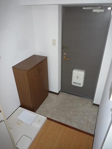 ホリホックイン八幡 玄関