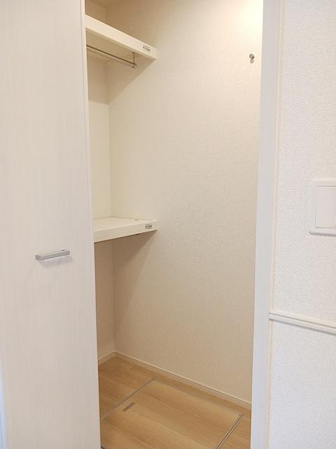 クレリア西伊場（101） 収納