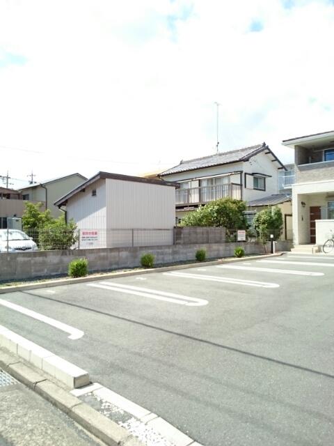 フリーデ（202） 駐車場