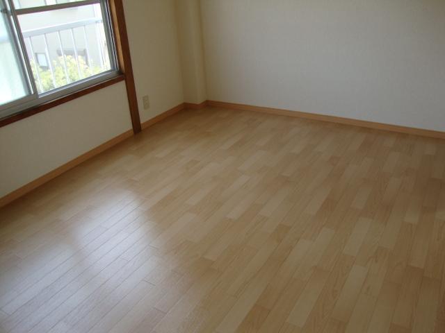コーポレイゴ 室内