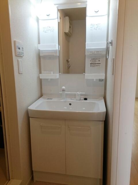 ル・ソレイユ（101） 洗面
