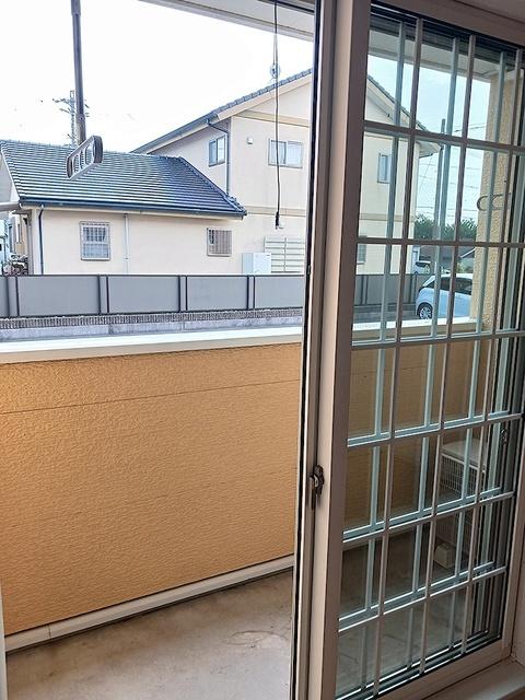 ローズヒルズ（103） 玄関