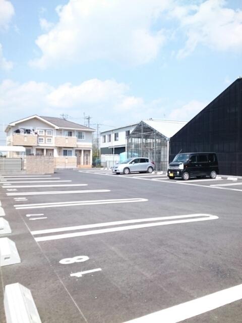リクレイムＡ（201） 駐車場