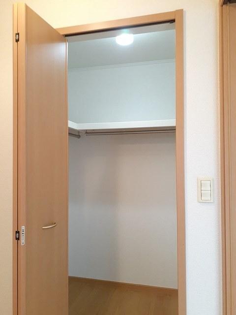 フィオーレ西都（103） 収納