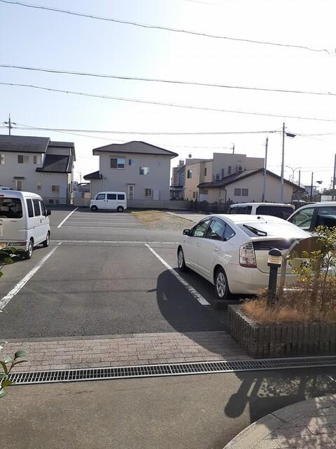 パンシオンＩＫ（102） 駐車場