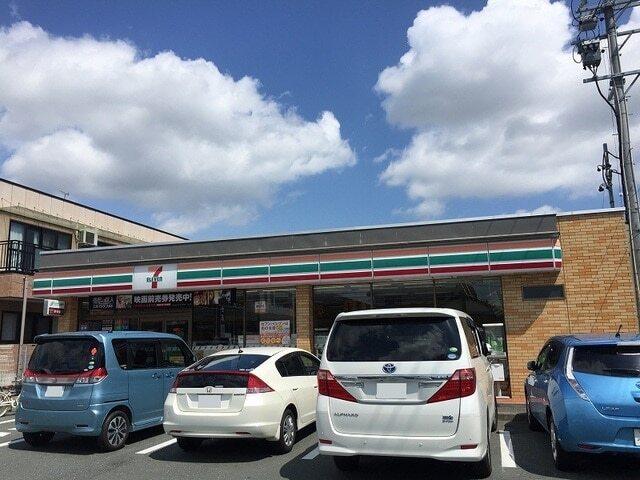 セブンイレブン浜松曳馬店：240m