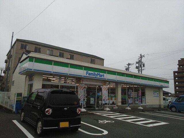 ファミリーマート浜松志都呂店：400m