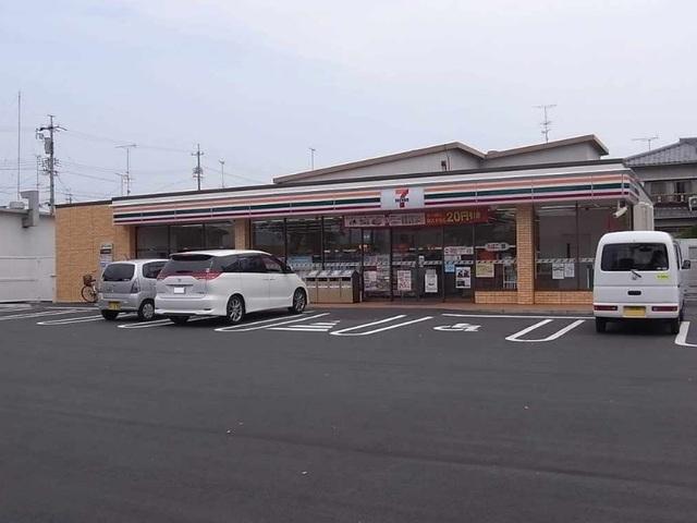 セブンイレブン浜松初生西店：350m