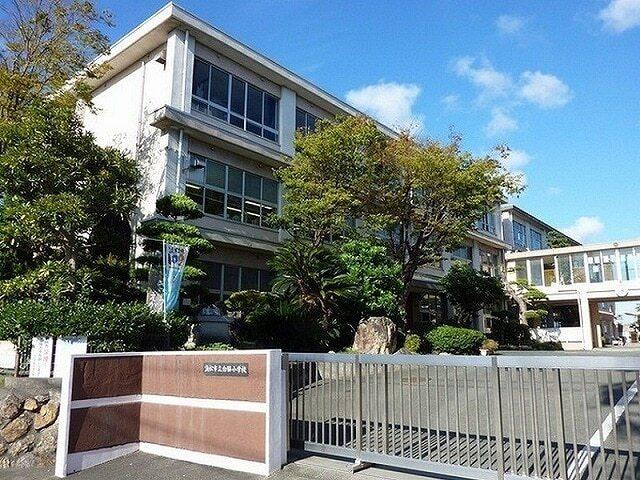 浜松市立白脇小学校：450m